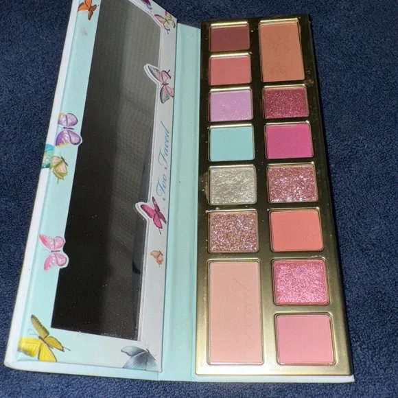 Too Faced Butterfly Eyeshadow Palette - Picture 3 of 4